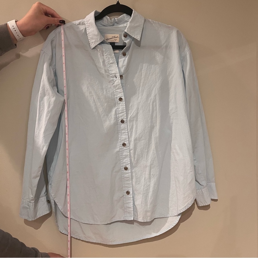Universal Thread Light Blue Button Down Top - Picture 4 of 6